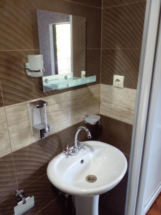 Hotel Pirosmani 66 à Sighnaghi Extérieur photo