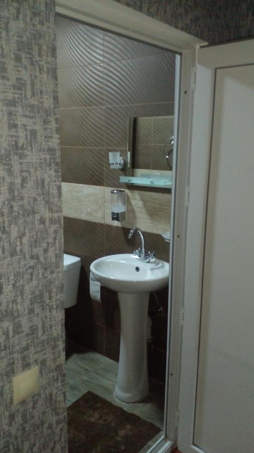 Hotel Pirosmani 66 à Sighnaghi Extérieur photo